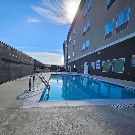 La Quinta Inn & Suites By Wyndham - Red Oak Tx Ih-35E Екстер'єр фото