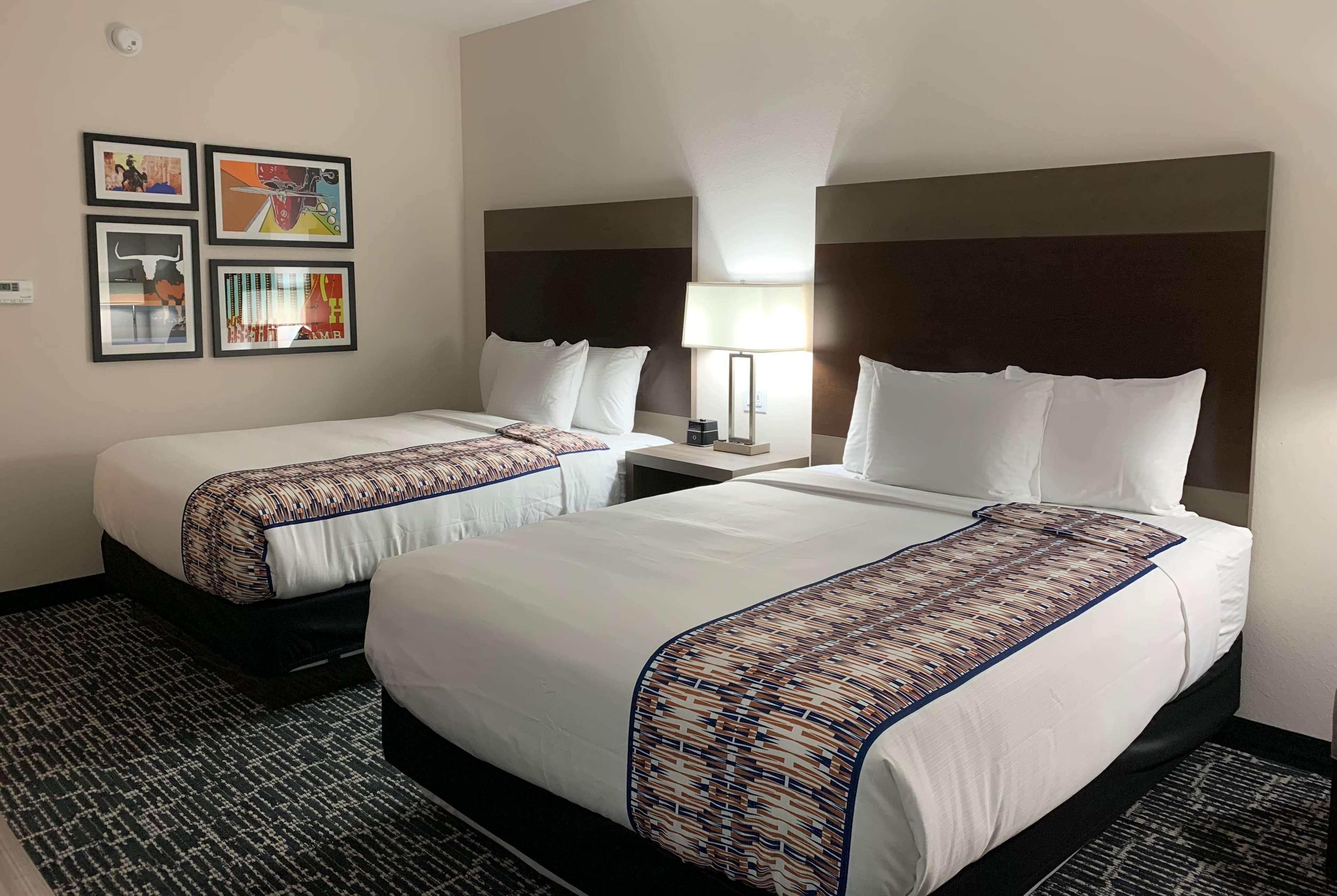 La Quinta Inn & Suites By Wyndham - Red Oak Tx Ih-35E Екстер'єр фото