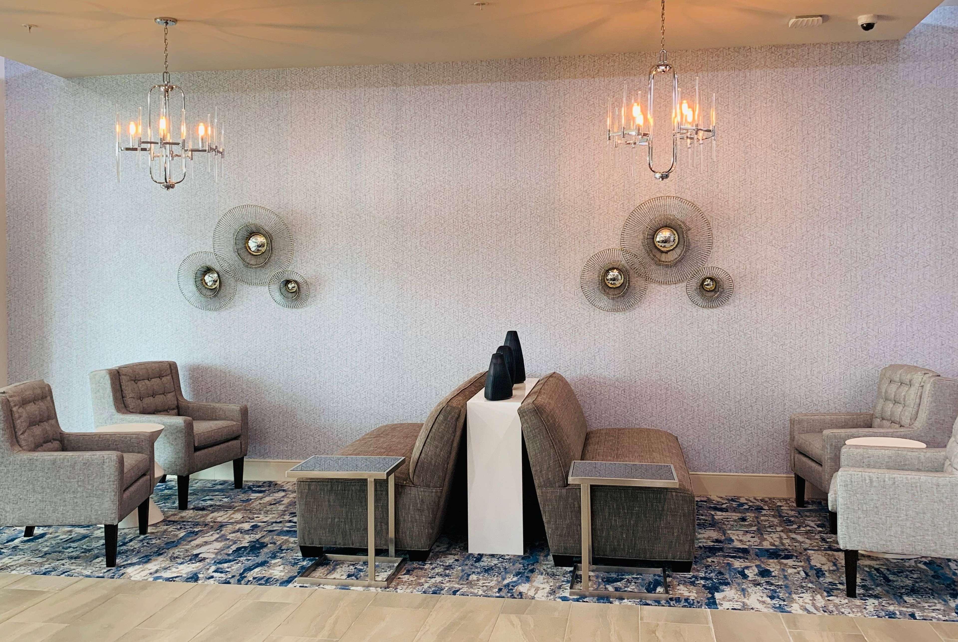 La Quinta Inn & Suites By Wyndham - Red Oak Tx Ih-35E Екстер'єр фото